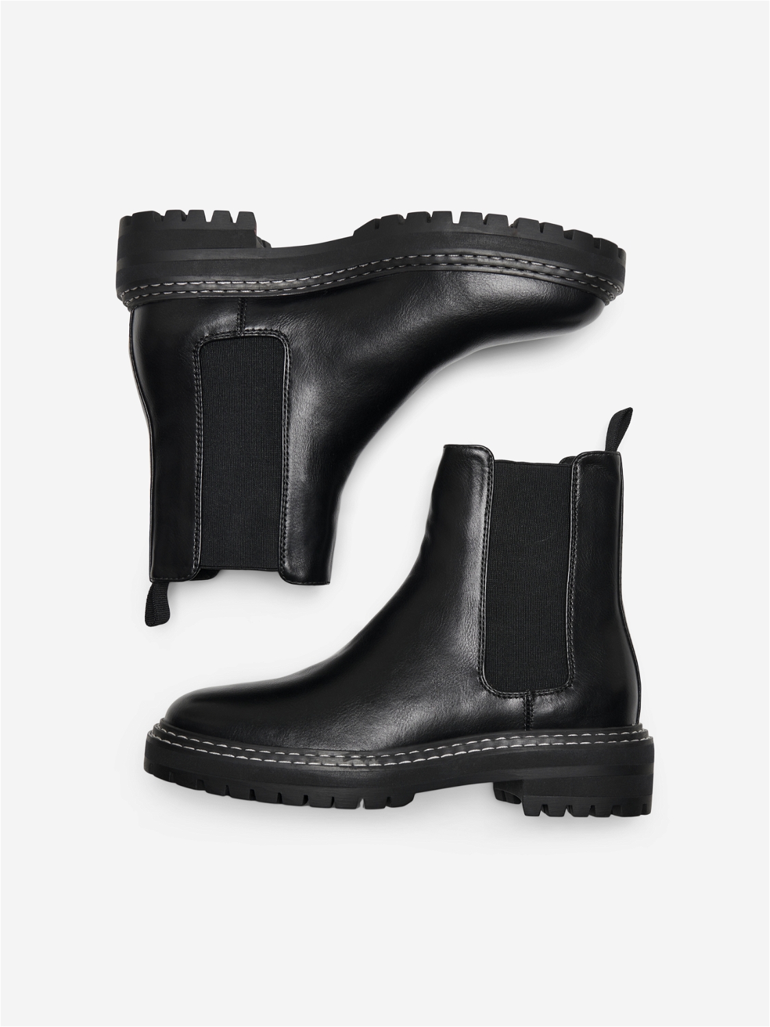 Beth Chelsea Boot – Black